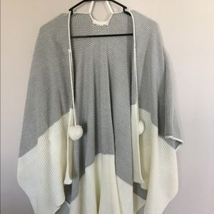 Lauren Conrad poncho/Kimono